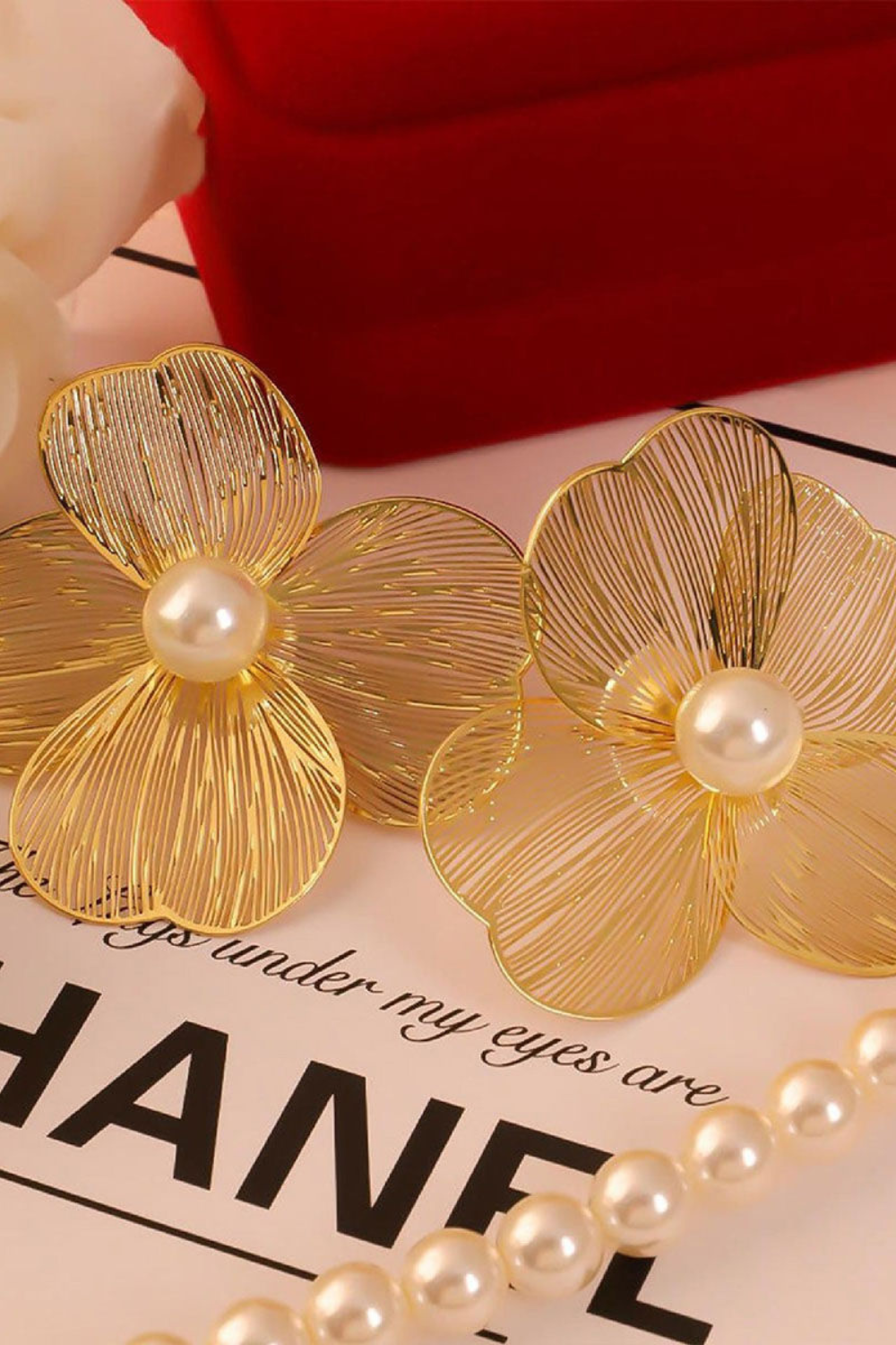 Fleuré Pearl Bloom Statement Earrings